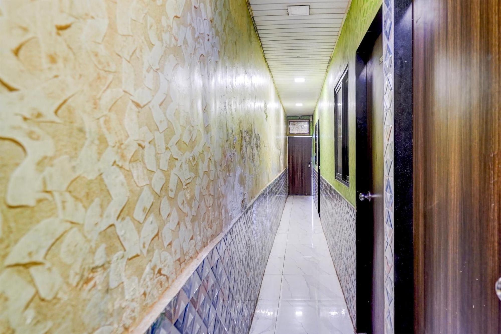 Hotel O The Om Sai Residency Mumbai Eksteriør bilde